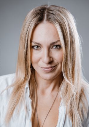 Aleksandra_Dyjas.jpg.limit.300x456