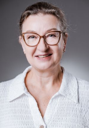 Ewa_Grysko.jpg.limit.300x456